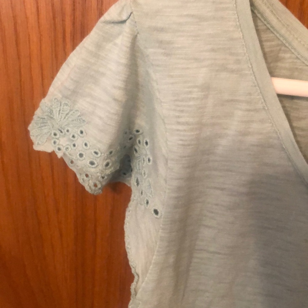 T-shirt - Picture 3 of 4